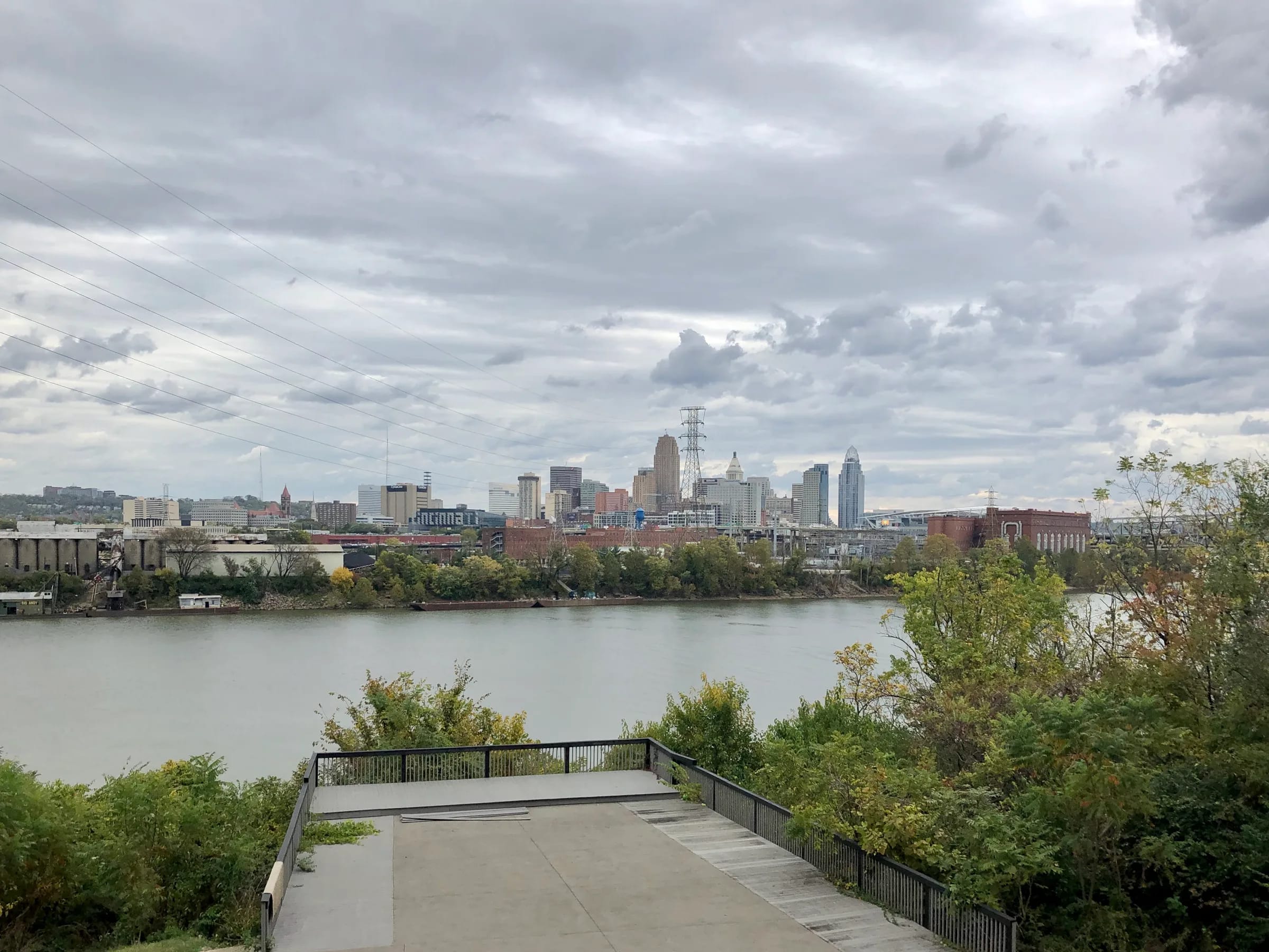 Downtown Cincinnati skyline seen from Covington, Kentucky
